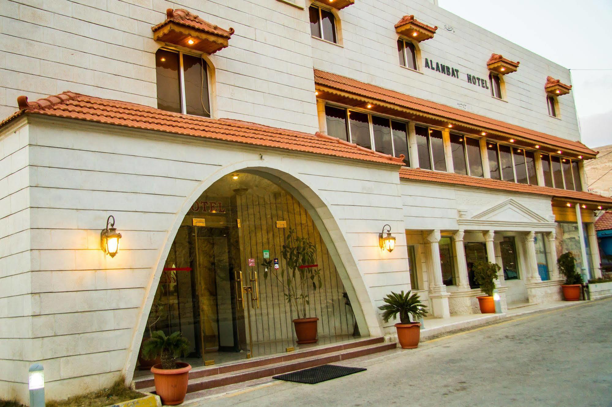 Al Anbat Hotel & Restaurant Vádi Músza Kültér fotó